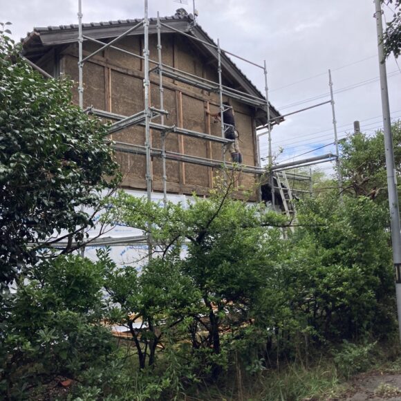 【屋根+外壁改修工事】