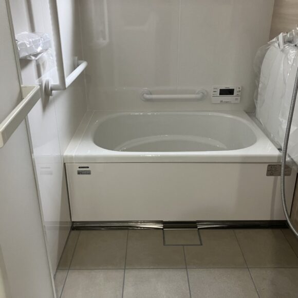 【住宅浴室・洗面・給湯器・バリアフリーリフォーム工事】京丹後市